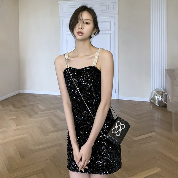 ชุดราตรี ชุดราตรีสวยหรู แบบ ทันสมัย Evening dress