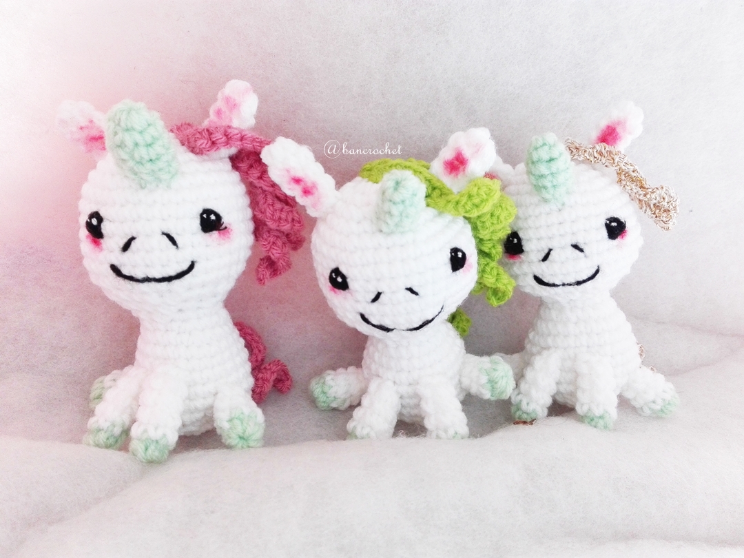 ราคาส่ง พวงกุญแจยูนิคอร์นถักไหมพรม ขนาด 4 นิ้ว unicorn crochet keychain 4 inch