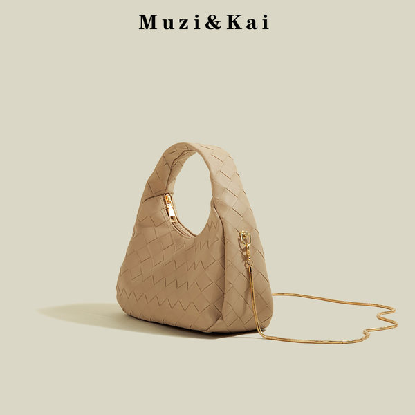 กระเป๋าสะพายข้างผู้หญิง กระเป๋าสะพายสไตล์เกาหลี By Muzi&Kai