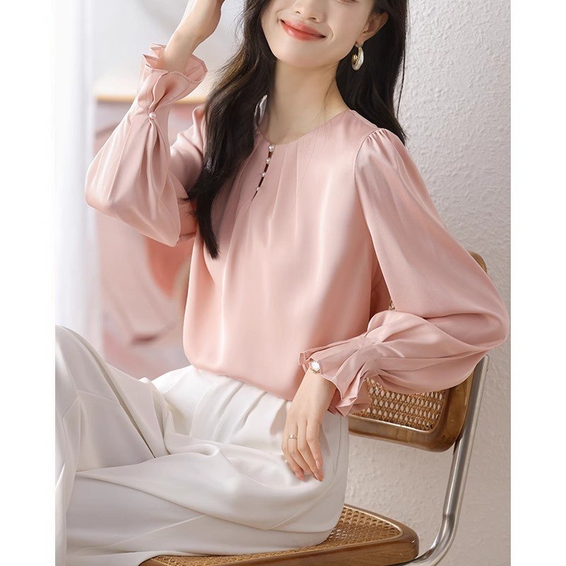 เสื้อเชิ้ตผู้หญิงใส่ทํางาน 390 บาทต่อชิ้น ฟรีค่าจัดส่ง