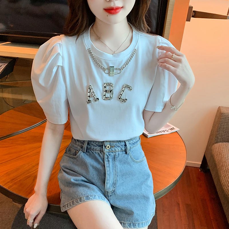 เสื้อยืดวัยรุ่นน่ารักๆ 