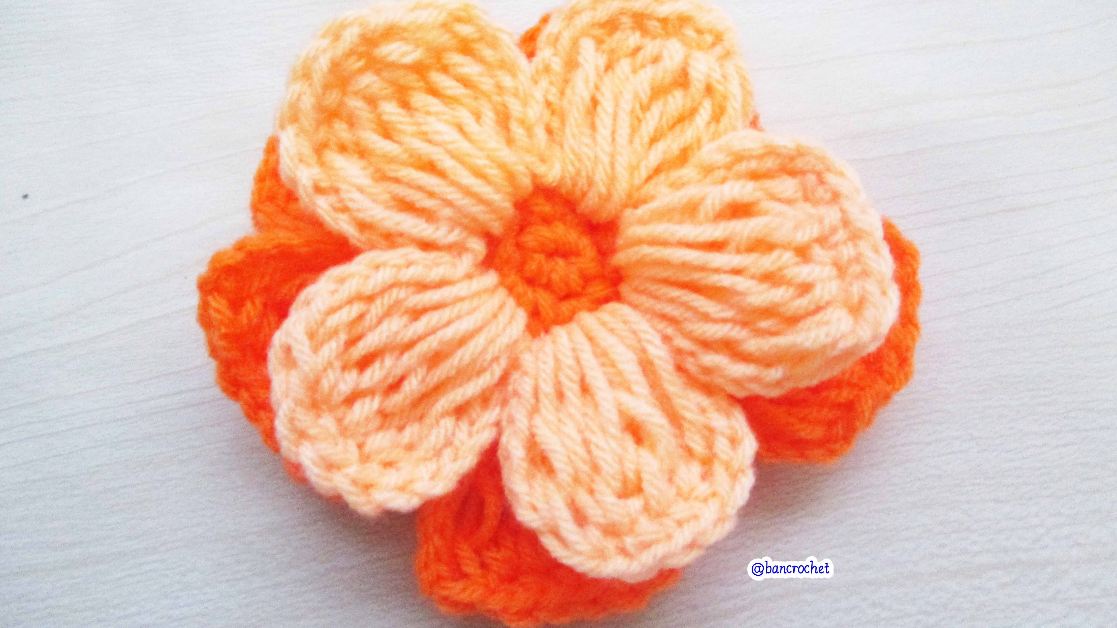 Bancrochet ดอกไม้ถักโครเชต์ฟูๆ crochet Flowers ส้ม 2.5 inch