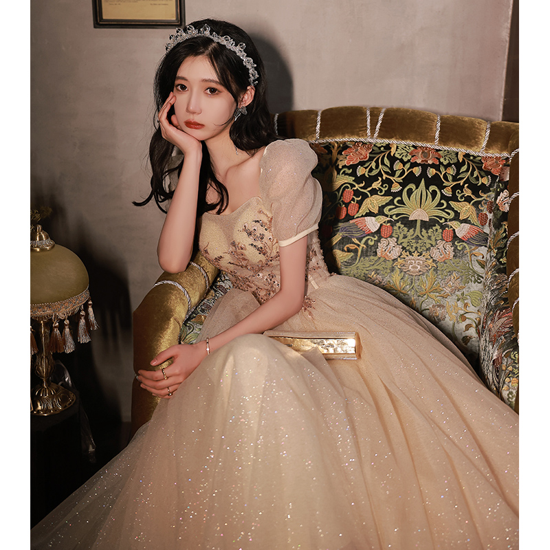 ชุดราตรี ชุดราตรีสวยหรู แบบ ทันสมัย Evening dress