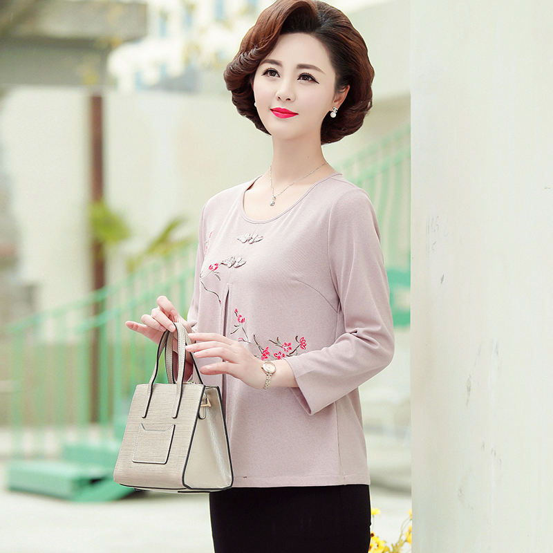 ขายเสื้อผ้าแฟชั่นสุภาพสตรีวัยผู้ใหญ่ เสื้อผู้สูงอายุ