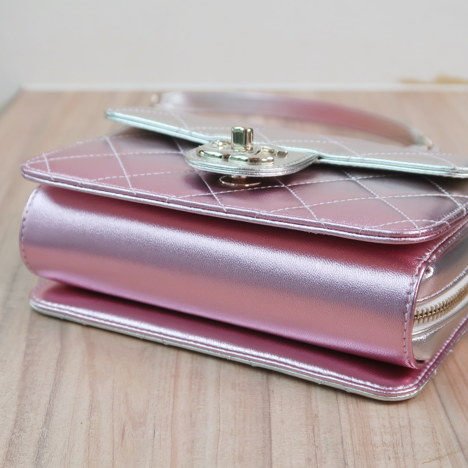 Chanel Rose Pink Metallic Lambskin Like A Wallet Flap GHW