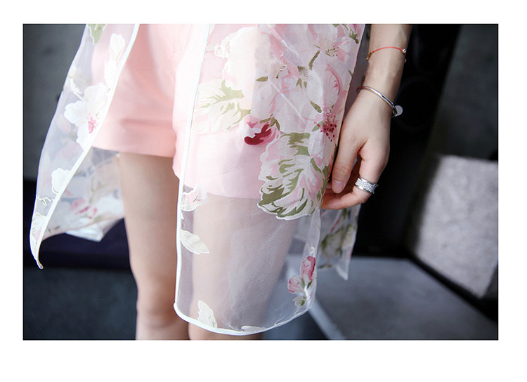 เสื้อคลุม ผ้าแก้ว พร้อมส่ง ลายดอกไม้หวานๆ แบบเก๋ไก๋ไม่เหมือนใคร