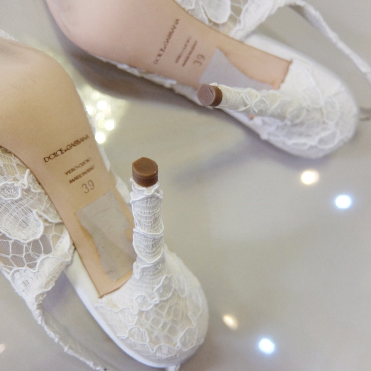 DOLCE & GABBANA White Bellucci Lace Slingback Pump Size 39