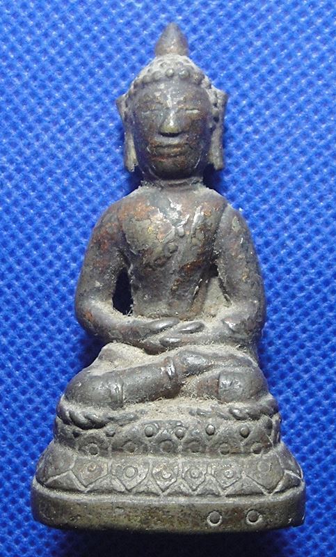 พระเชียงรุ้ง