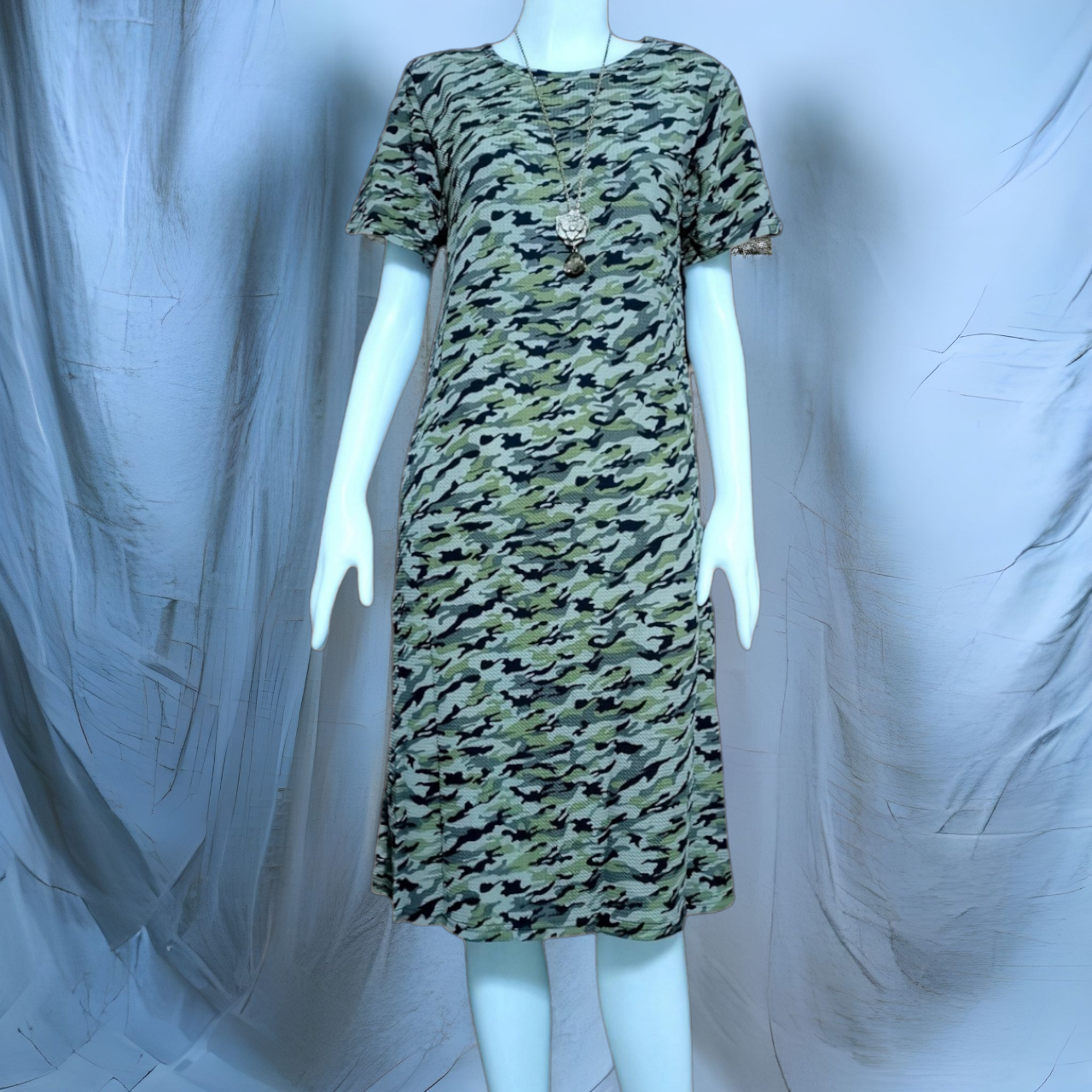 Dress3348 ชุดเดรสยาวทรงสวยลายพราง ผ้าวูลเวฟ(ผ้าหนังไก่)เนื้อดีนุ่มยืดขยายได้เยอะ งานน่ารักผ้านุ่มใส่สบาย มี 5 โทนสีตามรูป
