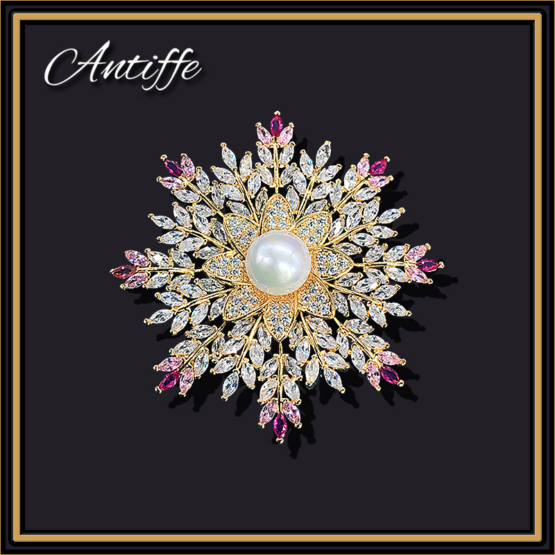 เข็มกลัด เข็มกลัดสวยๆ เข็มกลัดติดเสื้อ Brooch