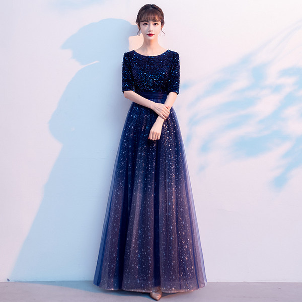ชุดราตรี ชุดราตรีสวยหรู แบบ ทันสมัย Evening dress