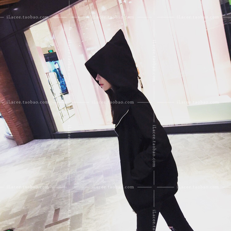 เสื้อกันหนาว ฮู้ดเท่ๆ สีดำ ผ้าใยสังเคราะห์ งานดุหนานุ่ม พร้อมส่งเลยจ้า BLACK