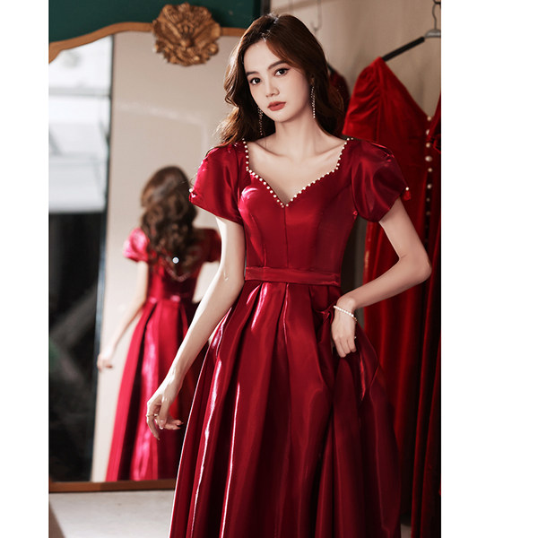 ชุดราตรี ชุดราตรีสวยหรู แบบ ทันสมัย Evening dress