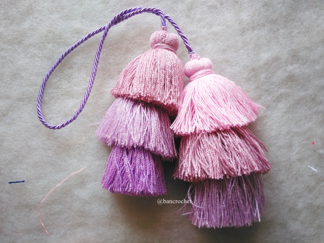 (ราคาส่ง) พวงกญแจพู่แขวนกระเป๋า Tassel keychains หลากสี 5.5-6 นิ้ว