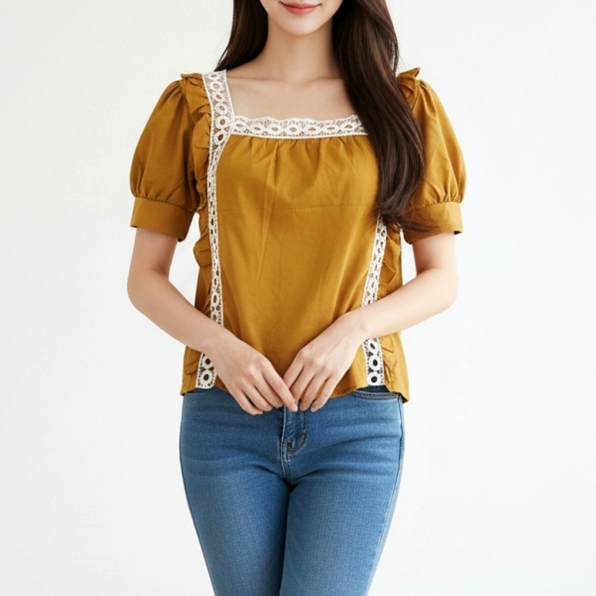 Blouse3903 เสื้อแฟชั่นน่ารักทรงคอเหลี่ยมแต่งระบายลูกไม้ แขนตุ๊กตา ผ้าคอตตอนเนื้อดีหนาสวย แมทช์กับอะไรก็สวย มี 2 สี ขาว, เหลืองมัสตาร์ด