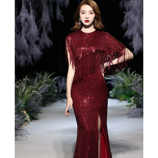 ชุดราตรี ชุดราตรีสวยหรู แบบ ทันสมัย Evening dress
