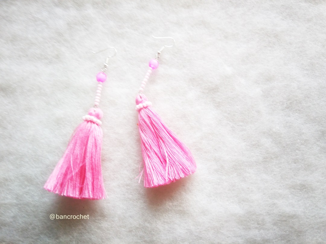 ต่างหูถักโครเชต์ crochet earrings สีชมพู 4.5 นิ้ว
