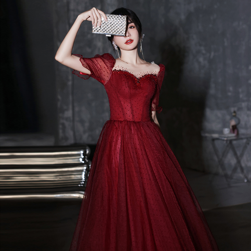 ชุดราตรี ชุดราตรีสวยหรู แบบ ทันสมัย Evening dress
