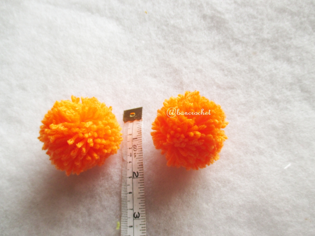 ปอมปอมไหมพรมสีส้ม ขนาด 2 นิ้ว pompoms crochet