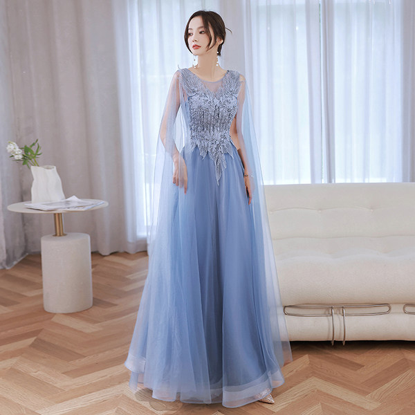 ชุดราตรี ชุดราตรีสวยหรู แบบ ทันสมัย Evening dress