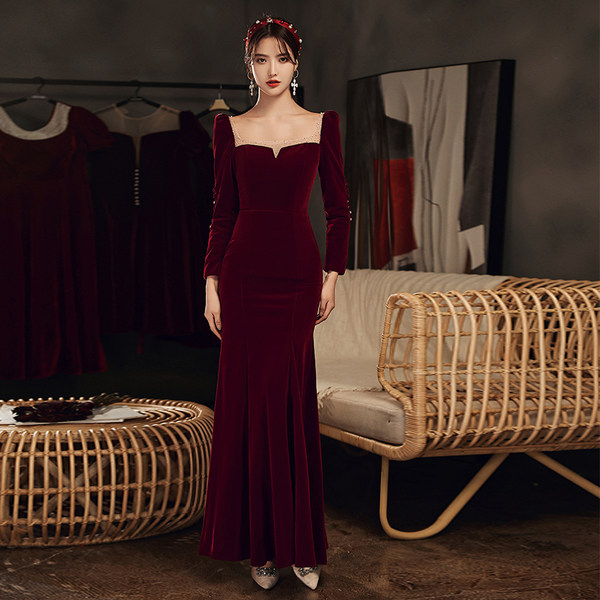 ชุดราตรี ชุดราตรีสวยหรู แบบ ทันสมัย Evening dress