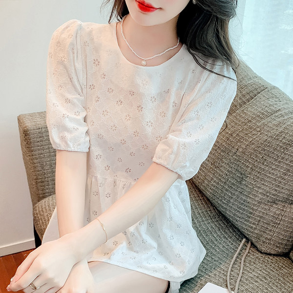 เสื้อลูกไม้ แขนสั้น