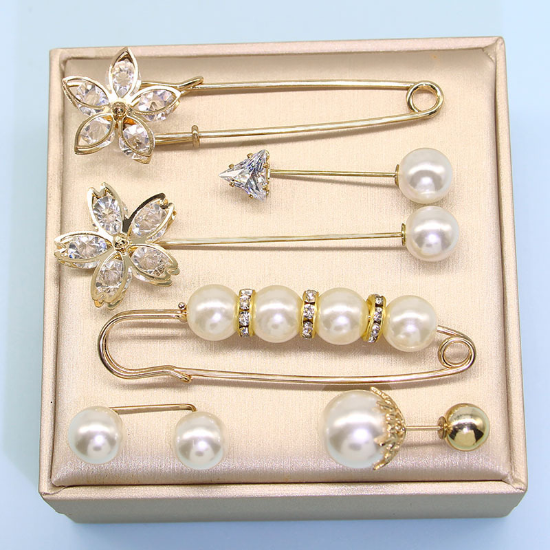 เข็มกลัด เข็มกลัดสวยๆ เข็มกลัดติดเสื้อ Brooch