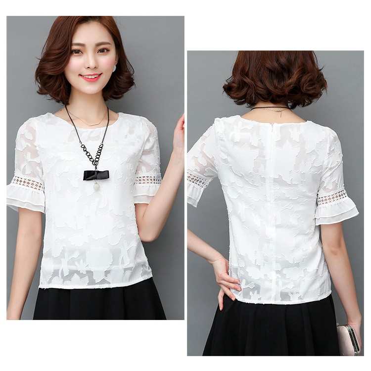 Blouse3843 เสื้อชีฟองลายดอกไม้สีพื้นขาว มี Texture ในตัว แขนระบายแต่งลูกไม้ มีซับในเนื้อหนาอย่างดี ผ้าเนื้อดีนุ่มใส่สบาย ใส่เที่ยว/ใส่ทำงานได้