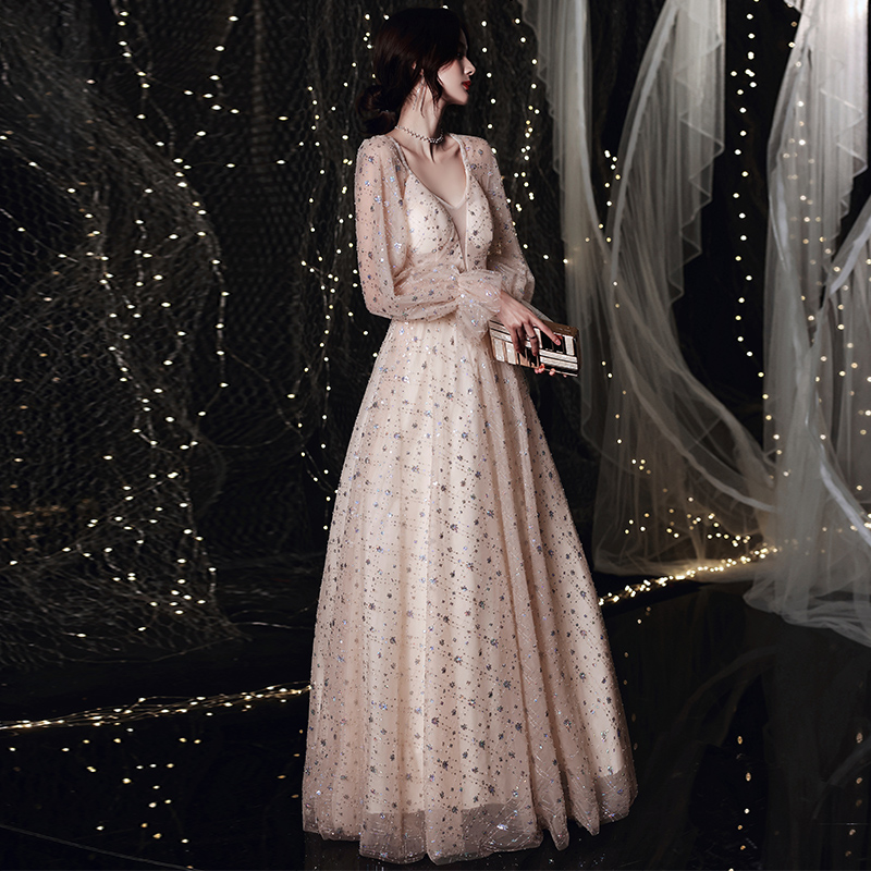 ชุดราตรี ชุดราตรีสวยหรู แบบ ทันสมัย Evening dress