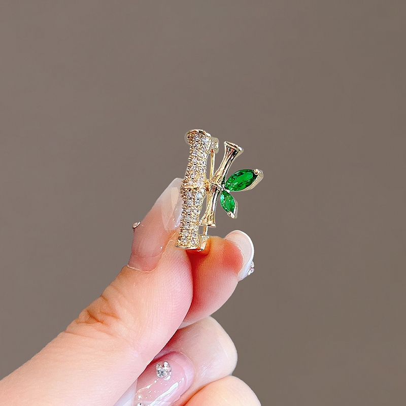 เข็มกลัด เข็มกลัดสวยๆ เข็มกลัดติดเสื้อ Brooch