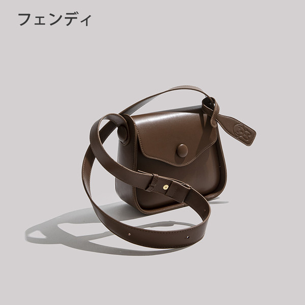 กระเป๋าสะพายข้างผู้หญิง กระเป๋าสะพายสไตล์เกาหลี By Japanese フェンディ authentic bag