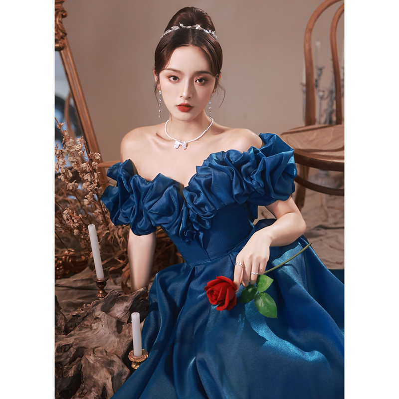 ชุดราตรี ชุดราตรีสวยหรู แบบ ทันสมัย Evening dress