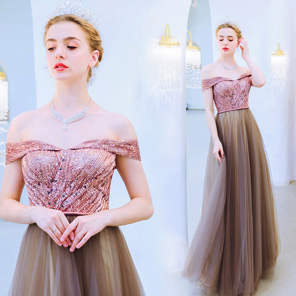 ชุดราตรี ชุดออกงาน ดีไซน์หรู แบรนด์ Angel
