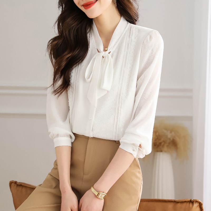 เสื้อเชิ้ตผู้หญิงแขนยาว เสื้อเชิ้ตผู้หญิงใส่ทํางาน 390 บาทต่อชิ้น ฟรีค่าจัดส่ง
