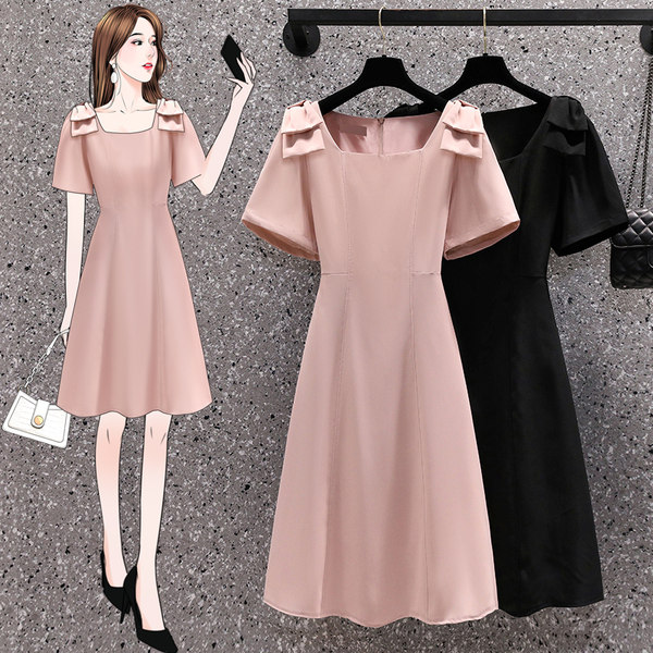เดรสคนอ้วน เดรสสาวอวบ ชุดเดรสคนอ้วนวัยรุ่น คอเหลี่ยมมีสีชมพูอ่อน ดำ BY PLUS SIZE Girl
