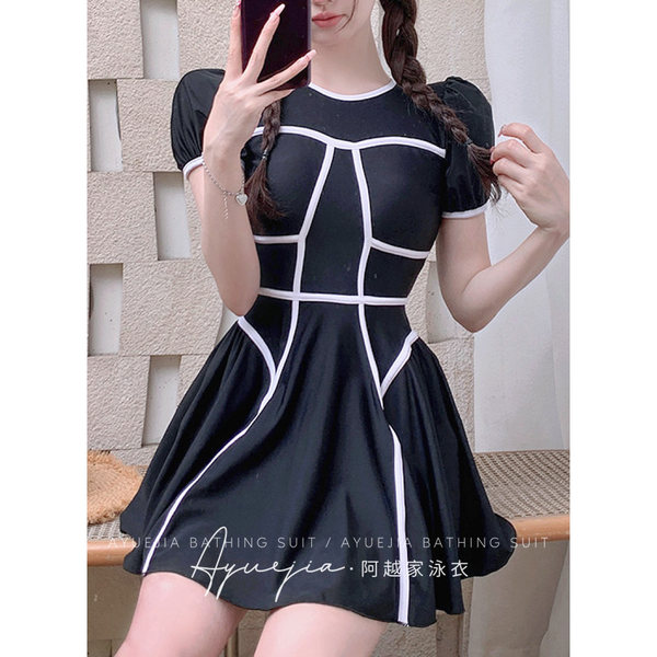 ชุดว่ายน้ำผู้หญิง ชุดว่ายน้ำน่ารัก Bikini ชุดไปทะเล