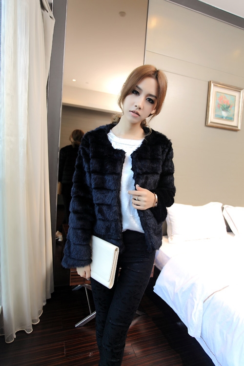 เสื้อคลุมขนนิ่ม ฟูๆ นิ่มๆ ดูดีสุดๆ เลือกสีที่พร้อมส่งด้านในได้เลยจ้า