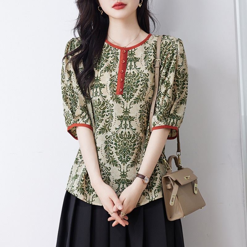 เสื้อเชิ้ตผู้หญิงแขนยาว เสื้อเชิ้ตผู้หญิงใส่ทํางาน 390 บาทต่อชิ้น ฟรีค่าจัดส่ง