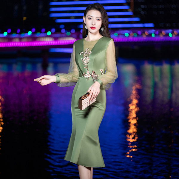 ชุดราตรี ชุดออกงาน ดีไซน์หรู แบรนด์ Angel