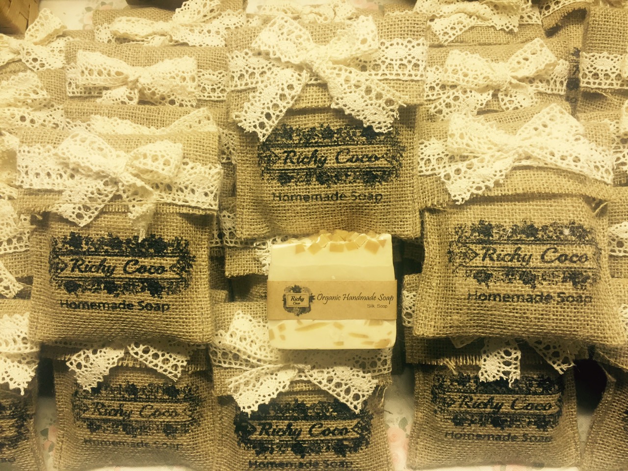 ซองผ้ากระสอบใส่สบู่...ร้านสบู่ Ricy Coco....