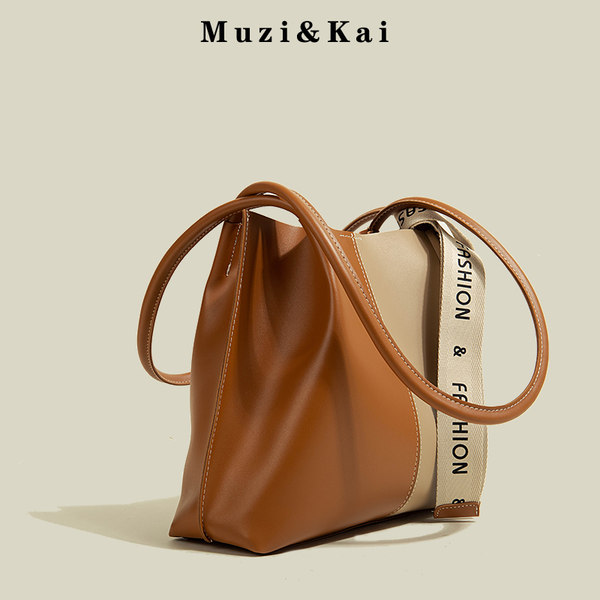 กระเป๋าสะพายข้างผู้หญิง กระเป๋าสะพายสไตล์เกาหลี By Muzi&Kai