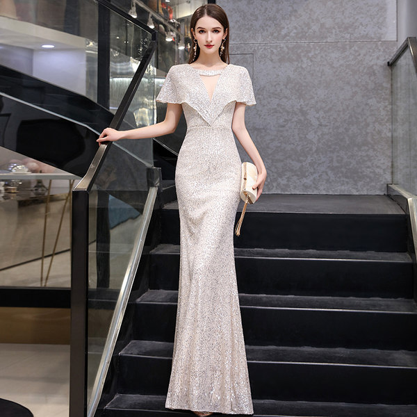 ชุดราตรี ชุดราตรีสวยหรู แบบ ทันสมัย Evening dress