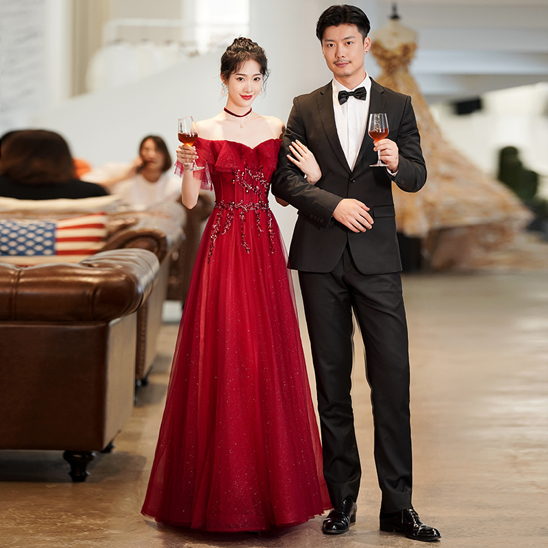 ชุดราตรี ชุดราตรีสวยหรู แบบ ทันสมัย Evening dress
