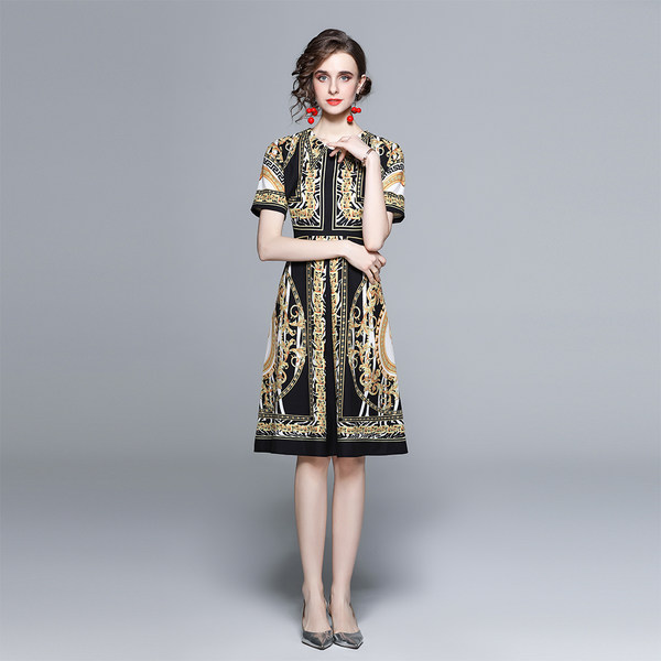 ชุดเดรสเรียบหรูดูแพง เดรสแบรนด์ DG Boutique