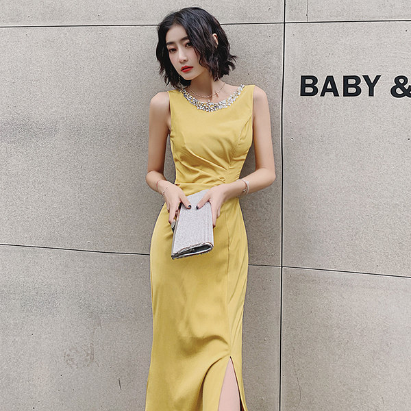 ชุดราตรี ชุดราตรีสวยหรู แบบ ทันสมัย Evening dress