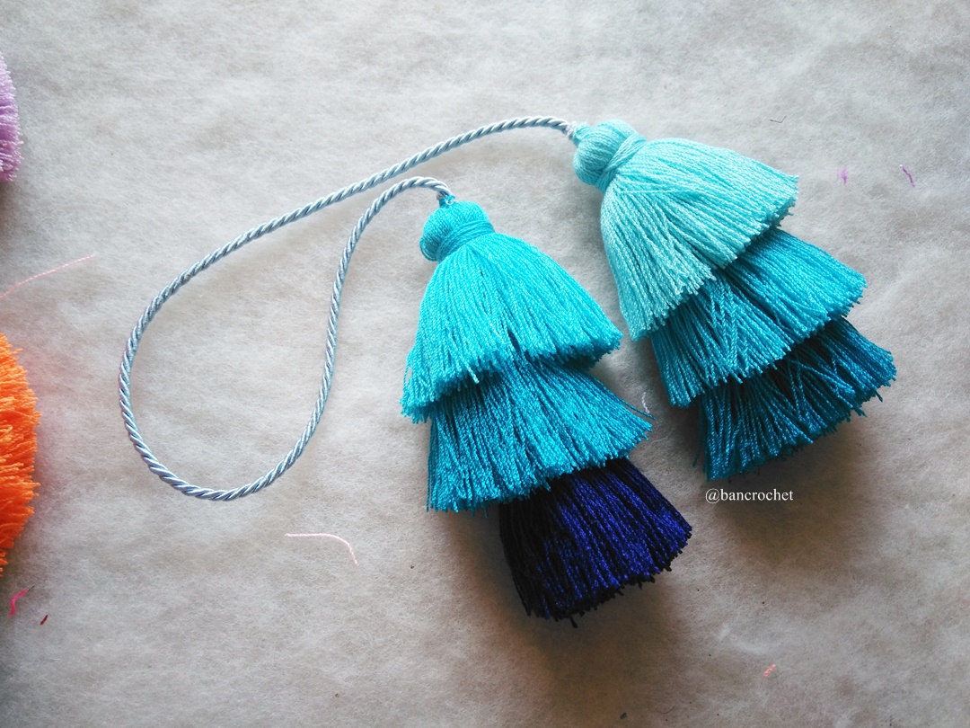 พวงกญแจพู่แขวนกระเป๋า Tassel keychains หลากสี 5.5-6 นิ้ว