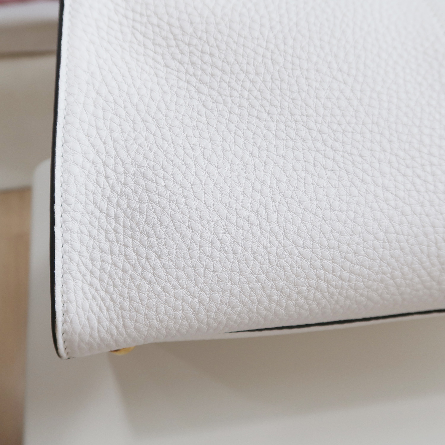 Fendi White Grained Calfskin X-Lite Peekaboo Medium GHW