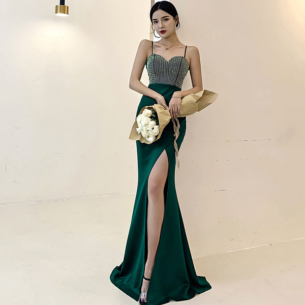 ชุดราตรี ชุดราตรีสวยหรู แบบ ทันสมัย Evening dress