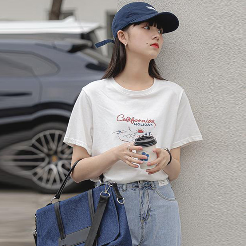 เสื้อผ้าวัยรุ่นเกาหลี เสื้อยืดวัยรุ่นผู้หญิง มีขนาด S M L XL