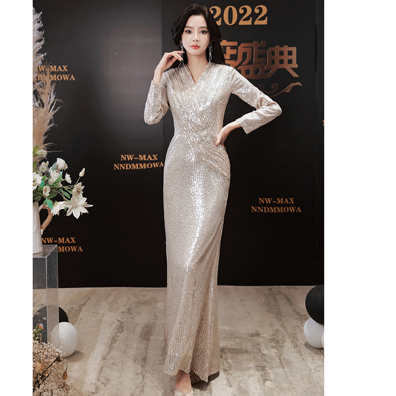 ชุดราตรี ชุดราตรีสวยหรู แบบ ทันสมัย Evening dress